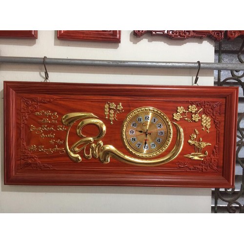 Đồng Hồ Treo Tường Tranh Gỗ Chữ Tâm Gỗ Hương 24K